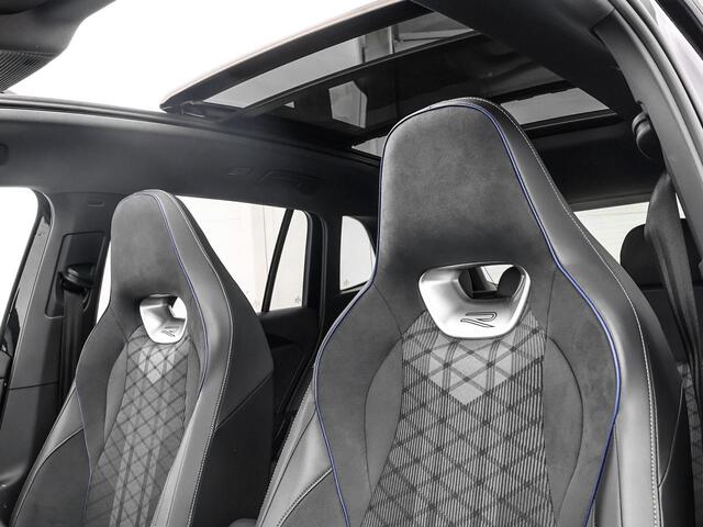 Volkswagen TIGUAN 1.5 eHybrid 272pk DSG R-Line Business · Trekhaak · Panoramadak · Dodehoeksensoren · Apple/Android Car Play · Camera · Garantie t/m 23-08-2028 of 100.000km