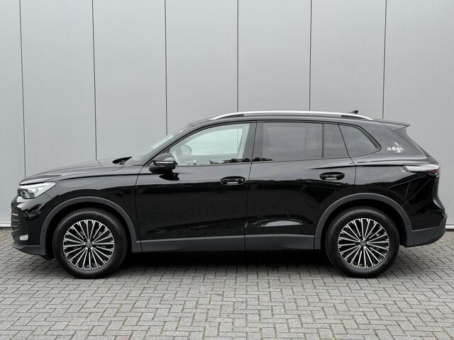 Volkswagen TIGUAN 1.5 eTSI Life Edition GOAL Trekhaak 3D Camera Carplay IQ-Light Automaat