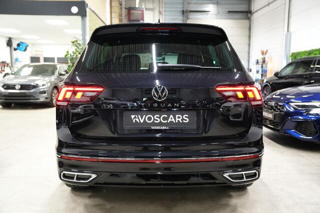 Volkswagen TIGUAN 1.5 TSI R-Line * Trekhaak - IQ Light - Virtual - Camera - Sfeer - ACC - Lane - Blind Spot - App *