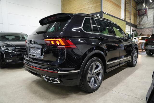 Volkswagen TIGUAN 1.5 TSI R-Line * Trekhaak - IQ Light - Virtual - Camera - Sfeer - ACC - Lane - Blind Spot - App *