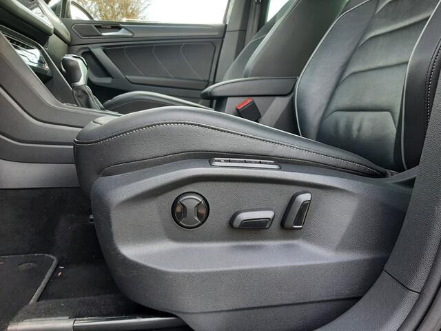 Volkswagen TIGUAN 1.5 TSi 150pk R-LINE BTW-AUTO IQ-LIGHT Elek.-Trekhaak Panoramadak Navigatie Leer Adap.cruise-control