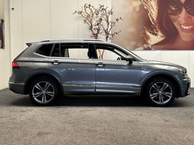 Volkswagen TIGUAN ALLSPACE 1.5 TSI HIGHLINE BUSINESS R AUTOMAAT 7 PERSOONS NAVIGATIE ADAPTIVE CRUISE CONTROL PANORAMA SCHUIF/KANTELDAK APPLE CARPLAY/ANDROID RIJSTROOKSENSOREN KEYLESS GO TREKHAAK ZEER MOOI !!