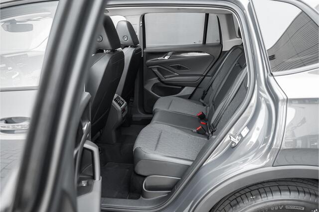 Volkswagen TIGUAN 1.5 eHybrid 30 Year Ed Style IQ Winterpack 360° Elek Trekhaak ACC