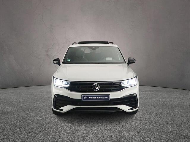 Volkswagen TIGUAN R-Line Business+ 1.4 TSI eHybrid 245pk DSG Automaat Trekhaak, Black Style, Panoramadak, Head up display, Adaptive cruise control, Elektrische achterklep