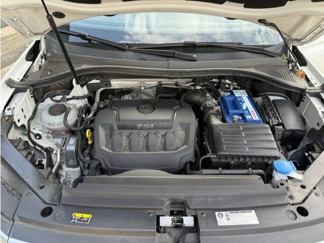 Volkswagen TIGUAN 2.0 TSI 4M. Highline Business R-Line | Pano | Trekhaak | Velours | Adaptieve Cruise