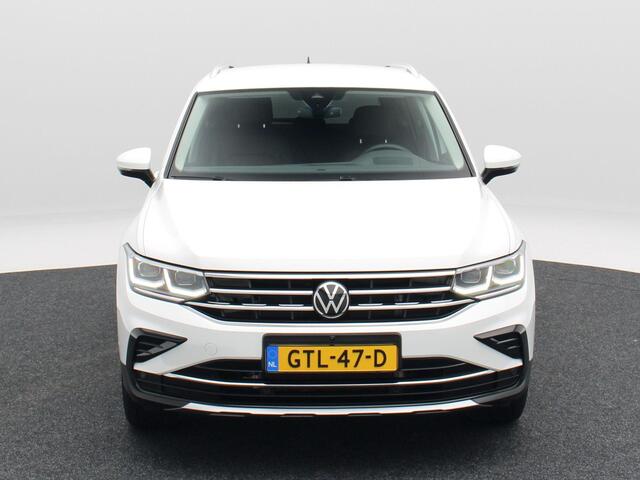 Volkswagen TIGUAN 1.4 TSi eHybrid 245 Pk Automaat Elegance | Leder | Adaptive Cruise | Trekhaak | 360 Camera | Navigatie | 18 Inch | 18.242 Km !!