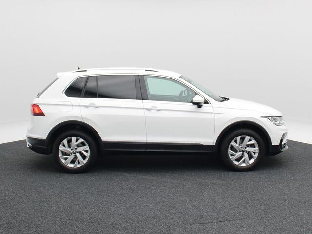 Volkswagen TIGUAN 1.4 TSi eHybrid 245 Pk Automaat Elegance | Leder | Adaptive Cruise | Trekhaak | 360 Camera | Navigatie | 18 Inch | 18.242 Km !!