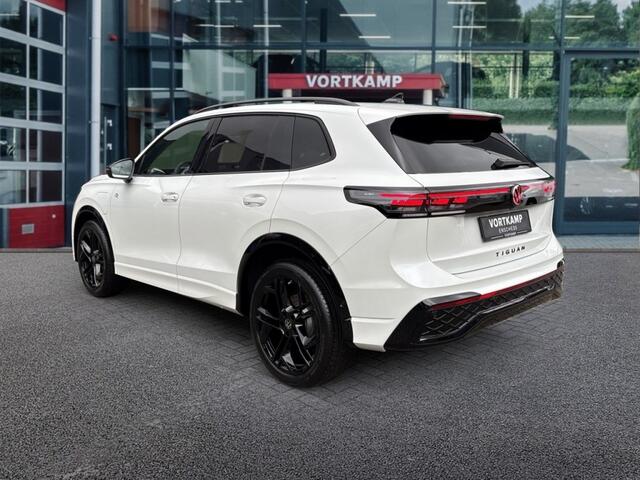 Volkswagen TIGUAN 1.5 TSI eHYBRID R-LINE BLACK-OPTIK TREKHAAK/360CAM/ELEK-KLEP/ACC/HUD/STOEL+STUURVERW