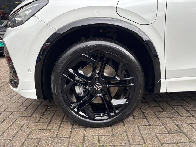 Volkswagen TIGUAN 1.5 TSI eHYBRID R-LINE BLACK-OPTIK TREKHAAK/360CAM/ELEK-KLEP/ACC/HUD/STOEL+STUURVERW