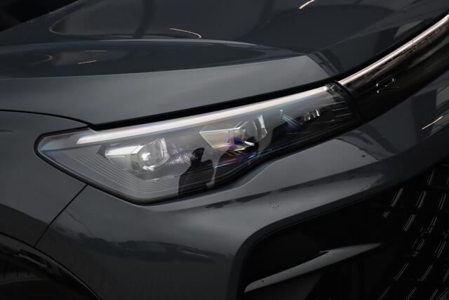Volkswagen TIGUAN 1.5 eHybrid R-Line | Trekhaak | Camera | Sfeerverlichting |