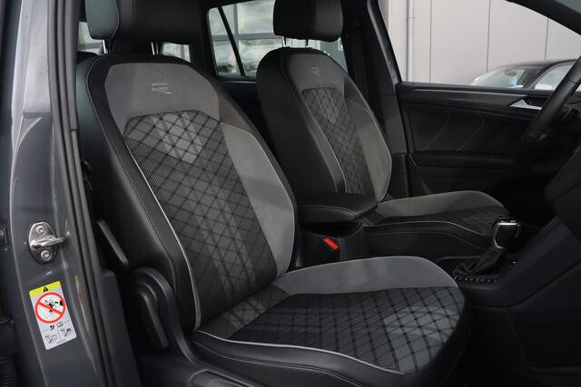 Volkswagen TIGUAN 1.4 TSI eHybrid R-Line | Trekhaak | ACC | 19 Inch |