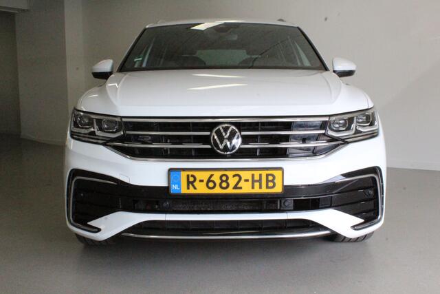 Volkswagen TIGUAN 1.4 TSI eHybrid R-Line Business+ | DAB-RADIO | SFEER | 19'LMV | CARPLAY | PDC-V/A | NAVIGATIE | SFEER | E-KLEP |