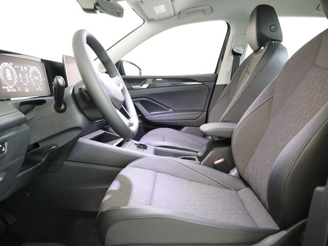 Volkswagen TIGUAN Limited Edition 1.5 eHybrid 150 kW / 204 PK SUV 6 Stoelverwarming | Trekhaak | 360 camera