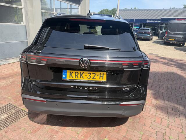 Volkswagen TIGUAN 1.5 eTSI 7-traps automaat 360 camera trekhaak Edition 150pk 20Inch 2025 km 22.147