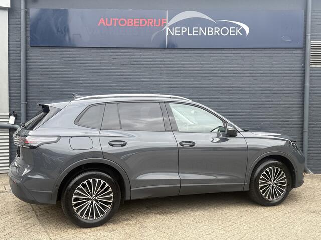 Volkswagen TIGUAN 1.5 eTSI Life Edition | Automaat | Stoelverwarming 150pk | Digital Cockpit | Navigatie | Achteruitrijcamera | IQ-Light LED Matrix | 2024 KM 23.000