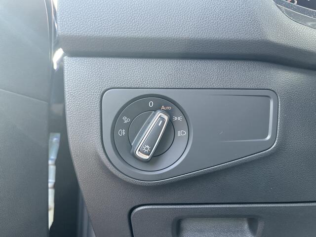 Volkswagen TIGUAN Allspace 1.5 TSI R-Line 7p. / 7 PERSOONS/ AUTOMAAT/ 2X R-LINE/ DIGITAL DASH/ CRUISE/ NAVI/ APP-CONNECT/ PARK. SENSOREN + CAMERA/ CLIMA/ KEYLESS
