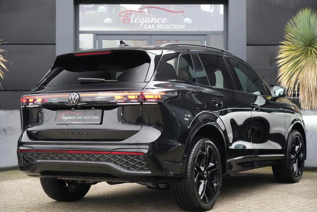 Volkswagen TIGUAN 1.5 eHybrid R-Line | 272PK | Pano | Trekhaak | 360° VW TIGUAN 1.5 e-Hybrid PHEV R-Line 272 PK, Plug-in hybride aandrijving, Panoramadak, Head-Up Display, 360° camera, adaptieve cruise control, stoelverwarming en trekhaak