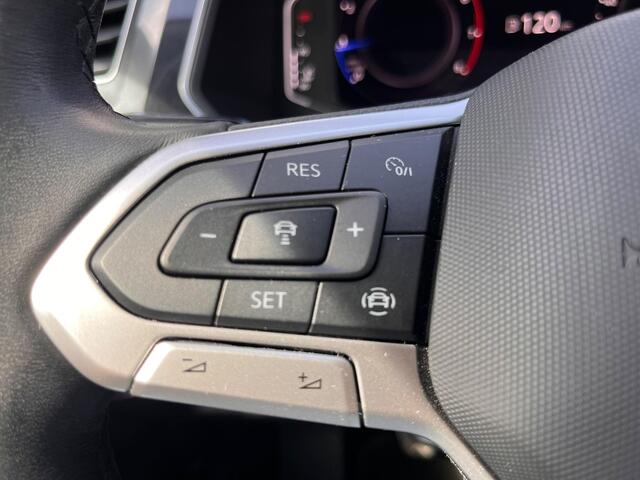 Volkswagen TIGUAN 1.5 TSI Life Business (Trekhaak,Camera,Virtual)