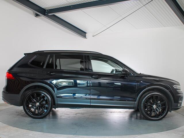 Volkswagen TIGUAN Allspace 1.5 TSI Comfortline 7-Persoons Trekhaak, ACC, Apple Carplay/ Android Auto, LED, Stoel Verwarming, Keyless, Navigatie,
