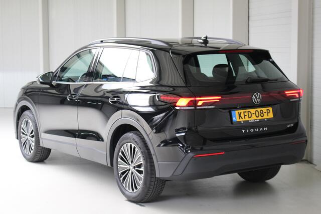 Volkswagen TIGUAN 1.5 eTSI Automaat Navigatie | Trekhaak | Stoelverwarming | Lichtmetalen velgen