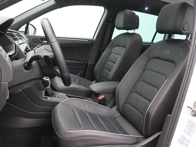 Volkswagen TIGUAN 1.4 TSI eHybrid R-Line Business 245PK DSG Panoramadak, Trekhaak, Leder, Matrix LED-Verlichting, Leder, 19" LM Velgen, Memorystoelen, Side Assist, Stoel-Stuurverwarming, 360gr. Camera