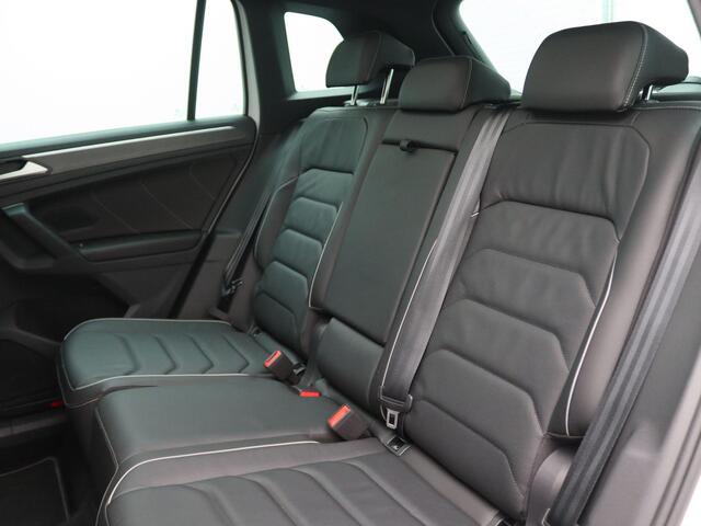 Volkswagen TIGUAN 1.4 TSI eHybrid R-Line Business 245PK DSG Panoramadak, Trekhaak, Leder, Matrix LED-Verlichting, Leder, 19" LM Velgen, Memorystoelen, Side Assist, Stoel-Stuurverwarming, 360gr. Camera