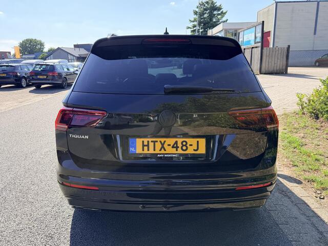 Volkswagen TIGUAN 2.0 TSI 4Motion 220PK DSG R-LineoPanooTrekhaak