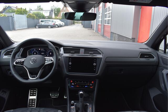 Volkswagen TIGUAN 1.4 TSI eHybrid R-Line Business+ Virtual cockpit, Camera, Adaptive cruise, Stoel/Stuurverwarming