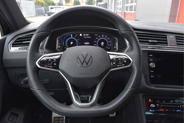 Volkswagen TIGUAN 1.4 TSI eHybrid R-Line Business+ Virtual cockpit, Camera, Adaptive cruise, Stoel/Stuurverwarming