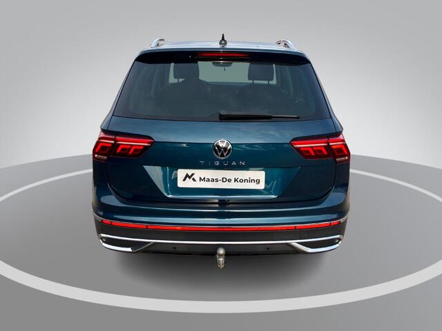 Volkswagen TIGUAN 1.5TSI 110KW/150PK DSG Elegance Panoramadak · Trekhaak · Camera + Parkeersensoren ·