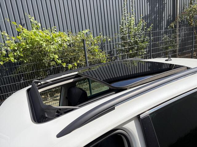 Volkswagen TIGUAN 1.4 TSI Comfortline / NAVI / PANORAMADAK / TREKHAAK / 155dkm! NAP !
