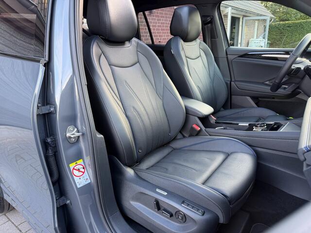 Volkswagen TIGUAN 1.5 HYBRID R-LINE BLACK STYLE PANORAMA MASSAGE HUD STOELVENTILATIE