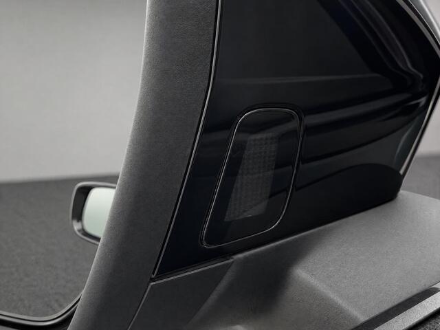 Volkswagen TIGUAN 1.5 eHybrid 272pk DSG R-Line Edition · Panoramadak · Inklap. Trekhaak · 360 Camera · Leder Varenna · Elek. Stoelen + Massage · Head-Up Display · Harman Kardon · Garantie t/m 19-05-2030 of 100.000km