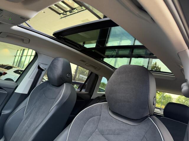 Volkswagen TIGUAN 1.5 eHybrid Elegance 204pk | Trekhaak | 360 Camera | Panoramadak | Dode hoek | Elek. klep | incl. verlengde garantie