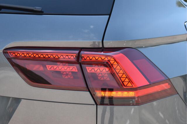 Volkswagen TIGUAN 1.5 TSI ACT Highline Business 3x R-Line Blackstyle | HUD | Camera | Carplay | Virtual cockpit | Keyless | Stoelverwarming | Full LED