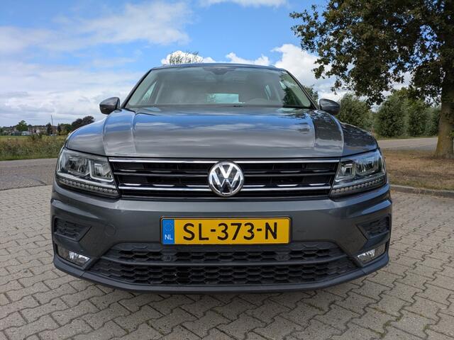 Volkswagen TIGUAN 1.4 TSI Comfortline Buniness I Pano I Virtual Cockpit I Camera I Trekhaak I Stoelvw. I Adaptive I Clima I Carplay I Navi