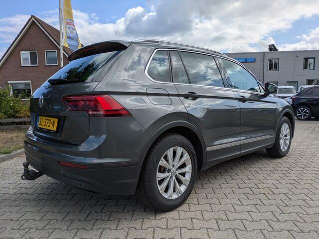 Volkswagen TIGUAN 1.4 TSI Comfortline Buniness I Pano I Virtual Cockpit I Camera I Trekhaak I Stoelvw. I Adaptive I Clima I Carplay I Navi