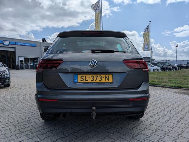 Volkswagen TIGUAN 1.4 TSI Comfortline Buniness I Pano I Virtual Cockpit I Camera I Trekhaak I Stoelvw. I Adaptive I Clima I Carplay I Navi