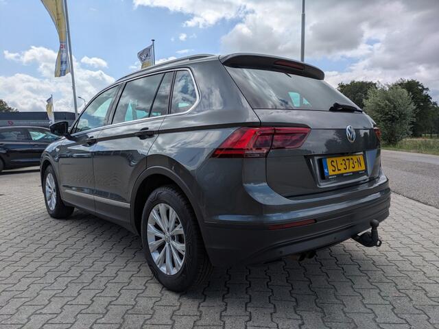 Volkswagen TIGUAN 1.4 TSI Comfortline Buniness I Pano I Virtual Cockpit I Camera I Trekhaak I Stoelvw. I Adaptive I Clima I Carplay I Navi