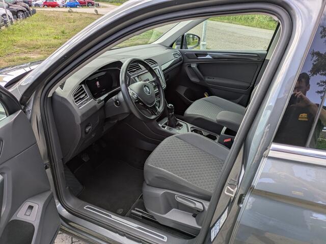Volkswagen TIGUAN 1.4 TSI Comfortline Buniness I Pano I Virtual Cockpit I Camera I Trekhaak I Stoelvw. I Adaptive I Clima I Carplay I Navi