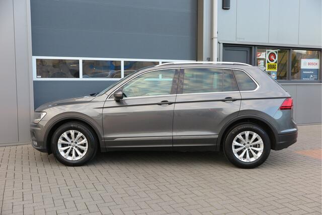 Volkswagen TIGUAN 1.4 TSI 125pk Comfortline Business ACC, PDC, LMV, Mistlampen, Carplay, Navigatie, DAB+ etc .