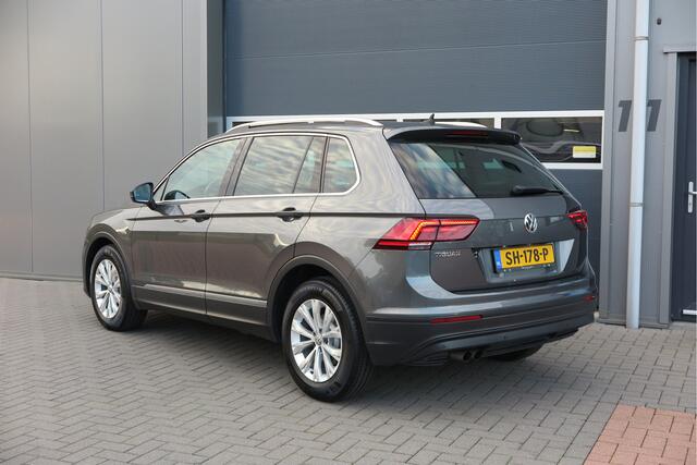 Volkswagen TIGUAN 1.4 TSI 125pk Comfortline Business ACC, PDC, LMV, Mistlampen, Carplay, Navigatie, DAB+ etc .