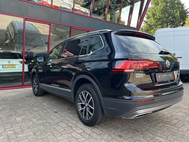 Volkswagen TIGUAN Allspace 1.5 TSI Comfortline Business 7p. | Trekhaak | ACC | PDC | Camera | Elek. klep | Carplay | Stoel/Stuurverw. |