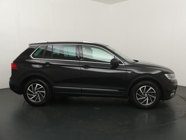 Volkswagen TIGUAN 1.4 TSI ACT Sound 150PK | Adap. cruise | Trekhaak | Stoel Verw. | All season | PDC | Clima