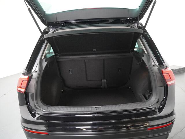 Volkswagen TIGUAN 1.4 TSI ACT Sound 150PK | Adap. cruise | Trekhaak | Stoel Verw. | All season | PDC | Clima