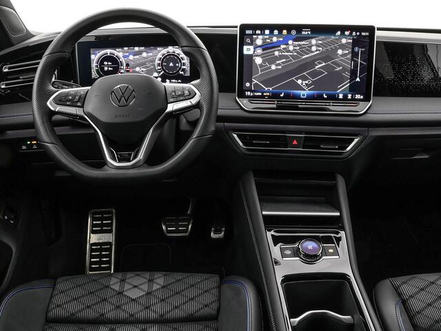 Volkswagen TIGUAN 1.5 eHybrid 204pk DSG R-Line Edition · Panoramadak · 360 Camera · Inklap. Trekhaak · Matrix LED · Stuur- & Stoelverwarming + Massage · Achterbank verwarmd · Garantie t/m 09-10-2030 of 100.000km