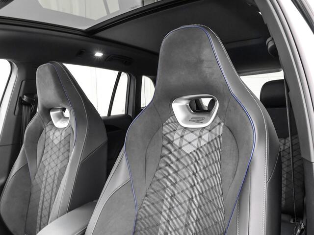 Volkswagen TIGUAN 1.5 eHybrid 204pk DSG R-Line Edition · Panoramadak · 360 Camera · Inklap. Trekhaak · Matrix LED · Stuur- & Stoelverwarming + Massage · Achterbank verwarmd · Garantie t/m 09-10-2030 of 100.000km