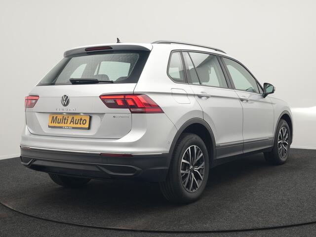 Volkswagen TIGUAN 1.4 TSI eHybrid Life PHEV 245pk | Trekhaak Af Fabriek | Adaptive Cruise | Stoelen & Stuur Verwarmd | Navigatie | Virtual Cockpit | DAB | Plug In Hybrid |