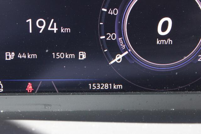 Volkswagen TIGUAN 1.4 TSI eHybrid R-Line Business+ SOh 90.6% NAVI PANO LEER VIRTUAL TH 153000KM!!!