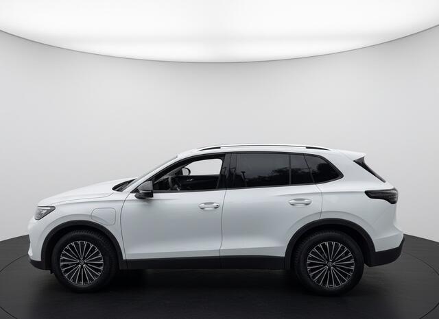 Volkswagen TIGUAN 1.5 eHybrid [PHEV] 204PK DSG ENERGY EDITION 360°CAMERA/NAVI/TREKHAAK 5 jaar fabrieks garantie